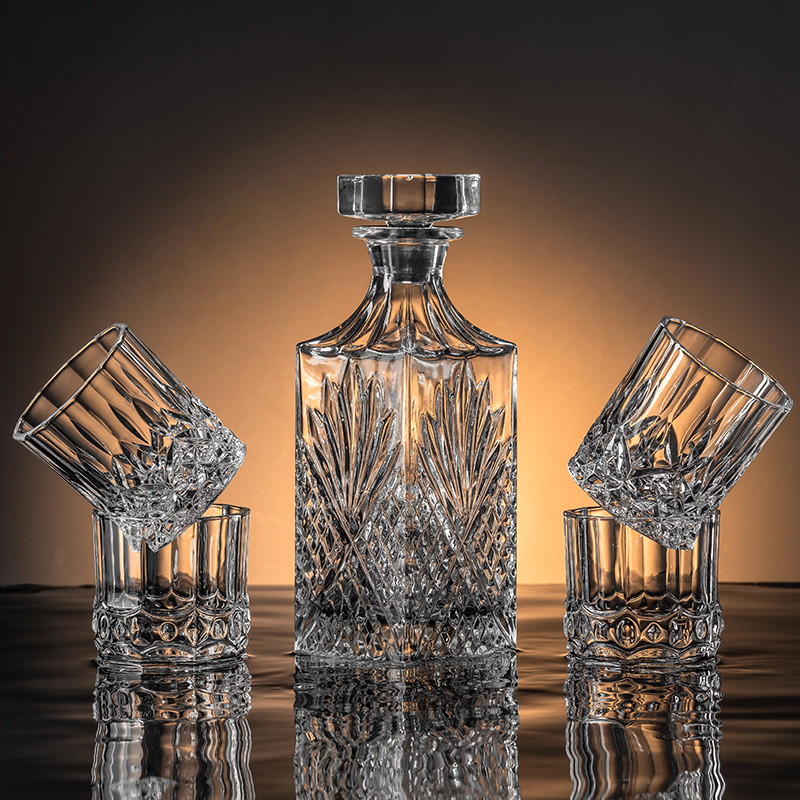 Set de pahare de whisky și sticlă – sticlă de cristal, stil modern minimalist, ambalaj din hârtie, imprimare de logo disponibilă, lansat în 2025