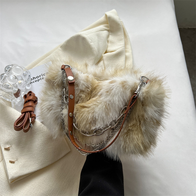 Haon pliš torba s lancem, gradski minimalistički stil, horizontalno kvadratnog oblika, zip zatvarač, jesen 2024