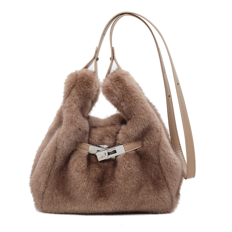 Benlan pliš torba tipa kofa, magnetski zatvarač, unutarnja džep s patentnim zatvaračem i džep za telefon, poliester podstava