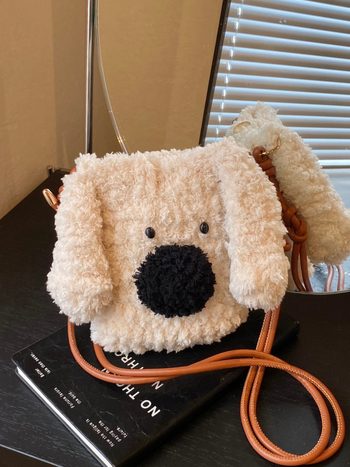 Geantă crossbody din pluș, stil coreean, formă verticală pătrată, închidere cu lacăt, buzunar pentru telefon