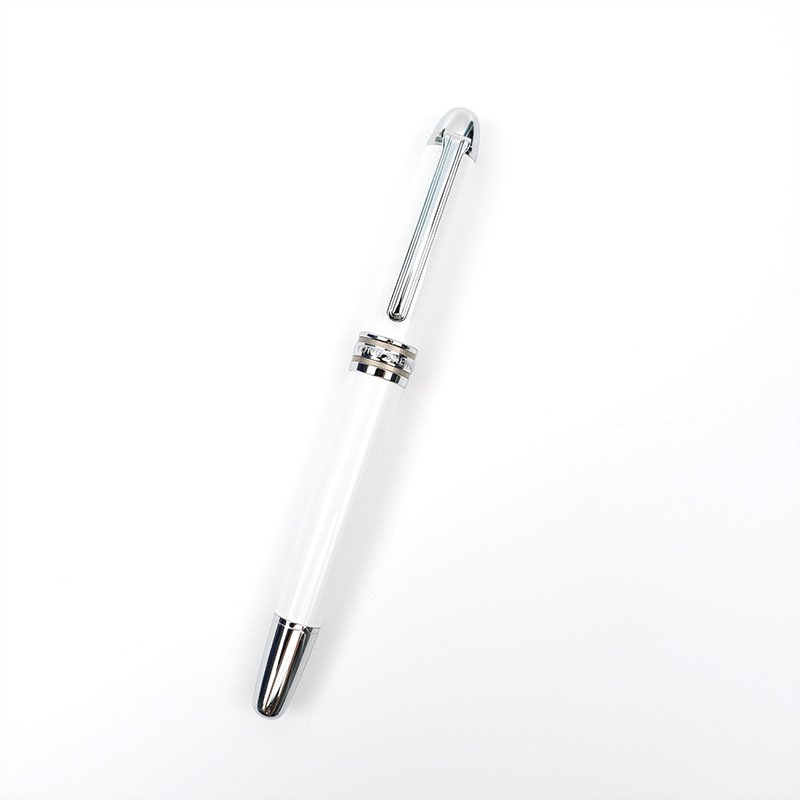 Pero za mastilo s nehrđajućim čeličnim kućištem, vrh iridij 0,5 mm, dvostrani sustav tinte (sac i apsorber), model 911.