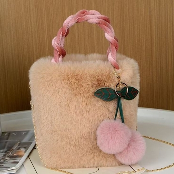 Pliš crossbody torba s vertikalnim kvadratnim oblikom, PU podstavom i magnetskim zatvaračem