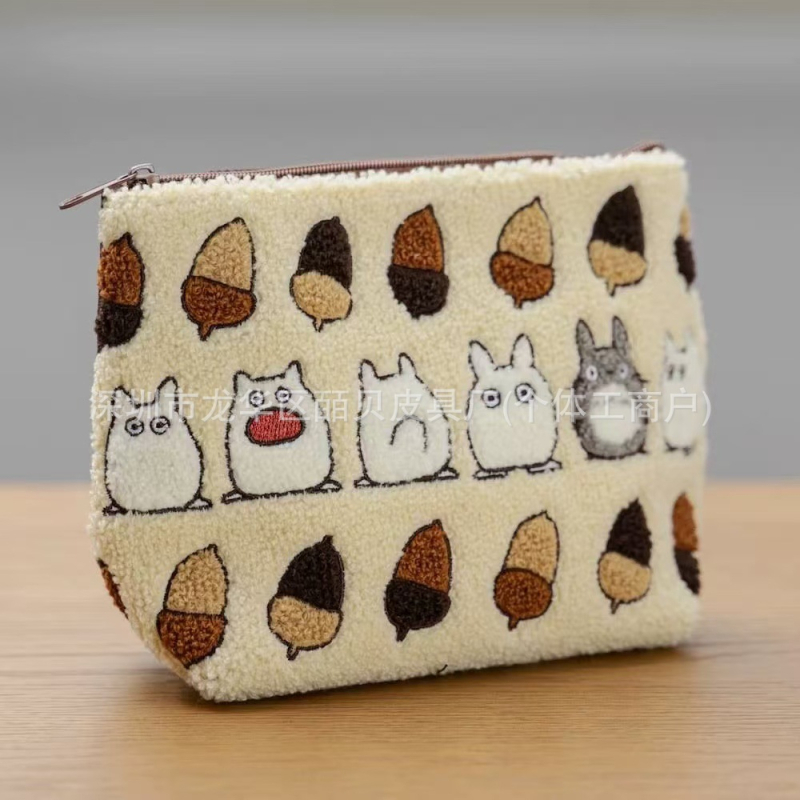 Totoro hímzett plüss tote táska – utcai divat stílus, négyszögletes forma, 2024 ősz, szabadidős utazásokhoz