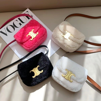 Arc de Triomphe plüss keresztbody táska - utcai stílus, vízszintes négyzet alakú, mágneses zár, báránygyapjú, egyoldali vállpánt