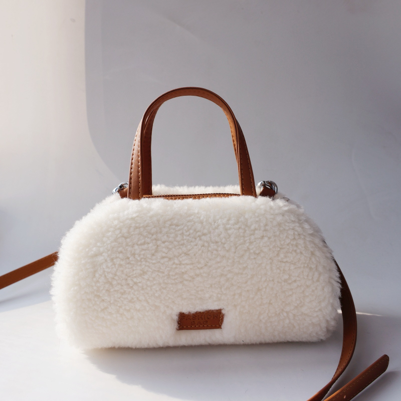 Box tote torba od pliša, zatvarač, ovalni oblik, podstava od poliestera, tri naramenice