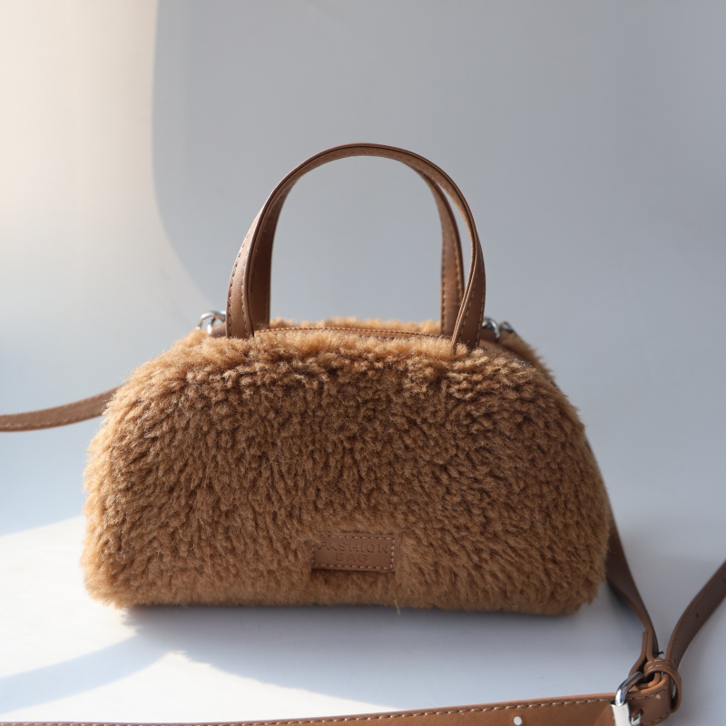 Box tote torba od pliša, zatvarač, ovalni oblik, podstava od poliestera, tri naramenice