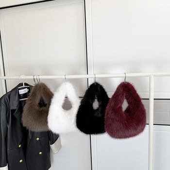 Plüss női válltáska, nagy kapacitású, városi minimalist stílus, vízszintes négyszög alakú forma, cipzáras zárás, belső zsebek telefonra és dokumentumokra, 2025 tél