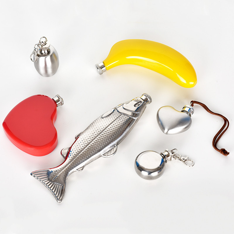 Hordozható rozsdamentes acélból készült boros palack, retro-luxus dizájn, különleges formájú motívum: hal-banán-szív, logó nyomtatás lehetséges, egyedi csomagolás, 2018-as piacra dobás.