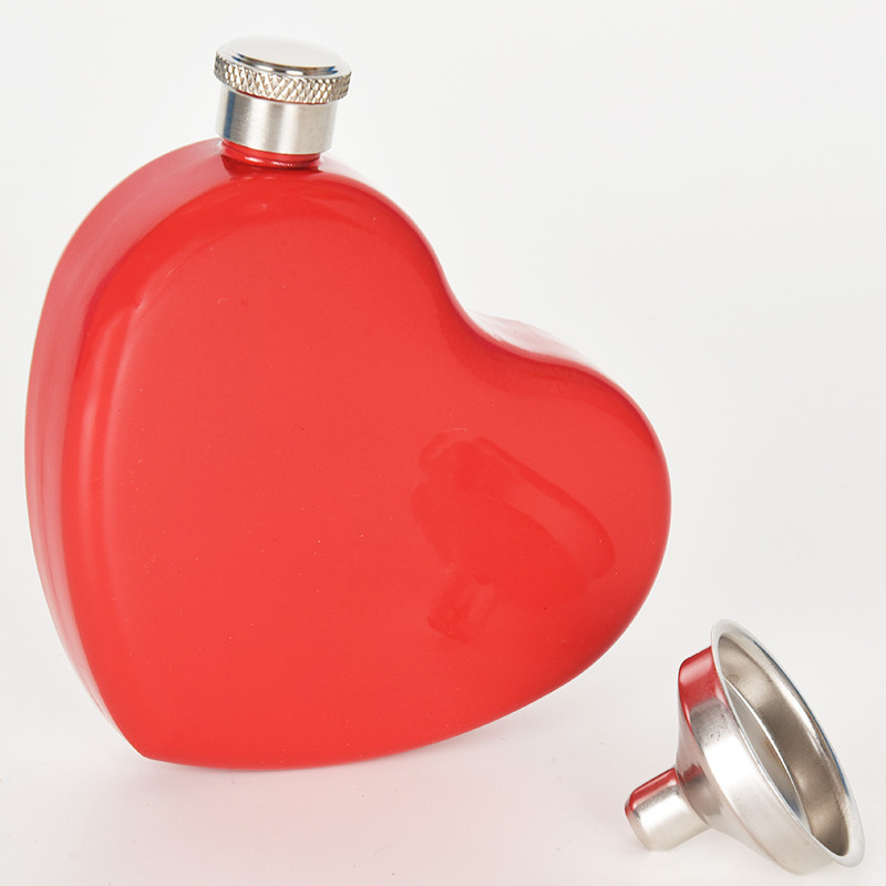 Hordozható rozsdamentes acélból készült boros palack, retro-luxus dizájn, különleges formájú motívum: hal-banán-szív, logó nyomtatás lehetséges, egyedi csomagolás, 2018-as piacra dobás.