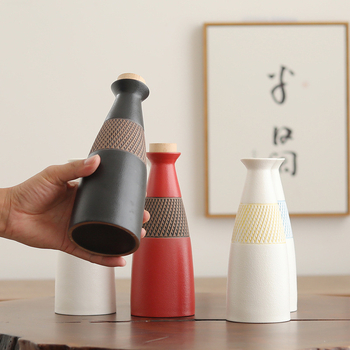 Kerámiából készült rusztikus vintage kis boros kanna – önzáró fedéllel, otthoni használatra