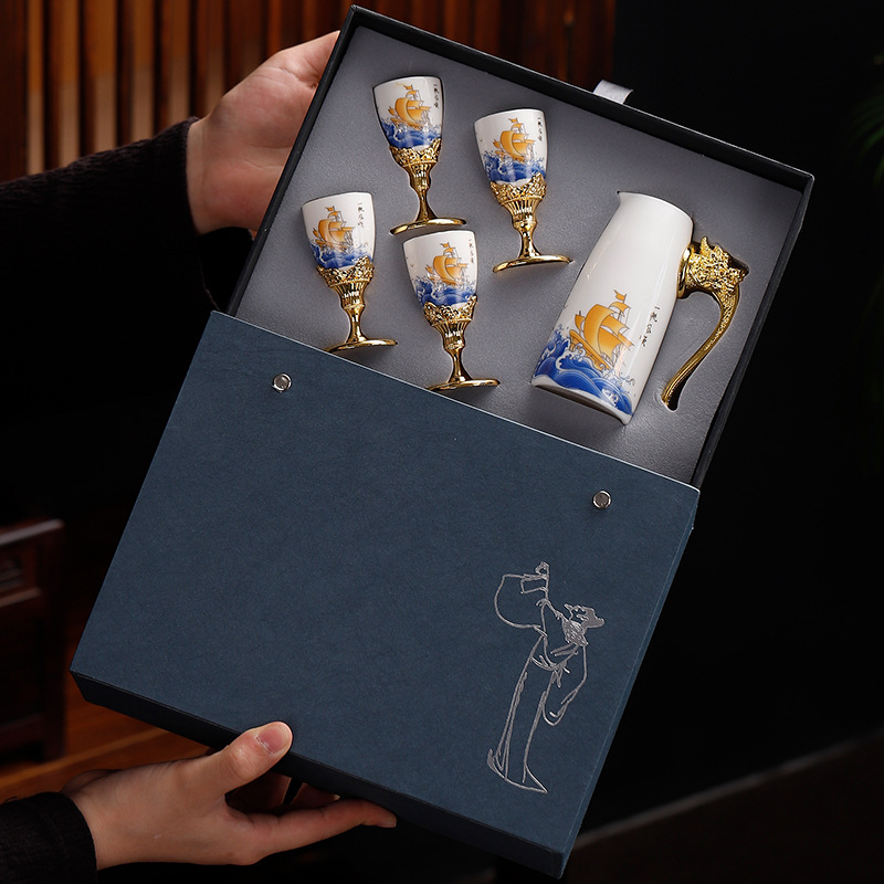 Porcelán boros készlet pohárral és szeparátorral | Modern minimalist design | Logónyomtatás elérhető | Csomagolás: 24 darab | 5 készlet