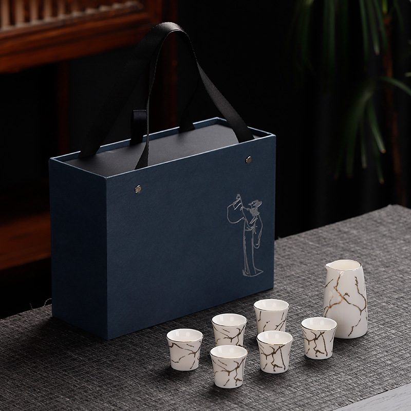 Porcelán boros készlet pohárral és szeparátorral | Modern minimalist design | Logónyomtatás elérhető | Csomagolás: 24 darab | 5 készlet