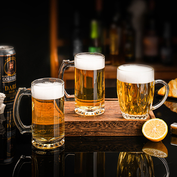 Nordic stílusú üvegpohár sörhöz, fogantyúval, 401-500 ml, nyomtatott logó, testreszabható, prémium