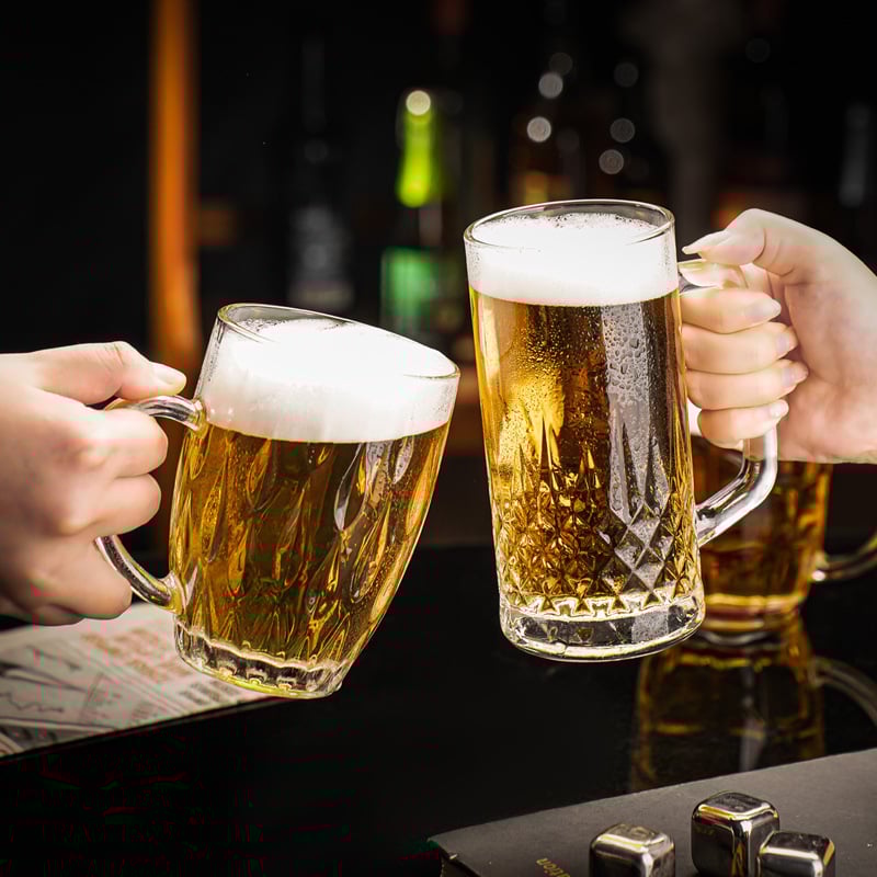 Nordic stílusú üvegpohár sörhöz, fogantyúval, 401-500 ml, nyomtatott logó, testreszabható, prémium