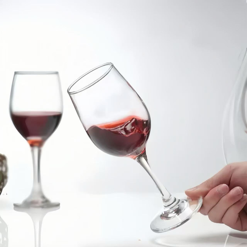 Otthoni használatra szánt boros pohár – Sheng li zhuoyi márka, kapacitás 301–400 ml, könnyed luxus stílus, készlet több mint 10 darab