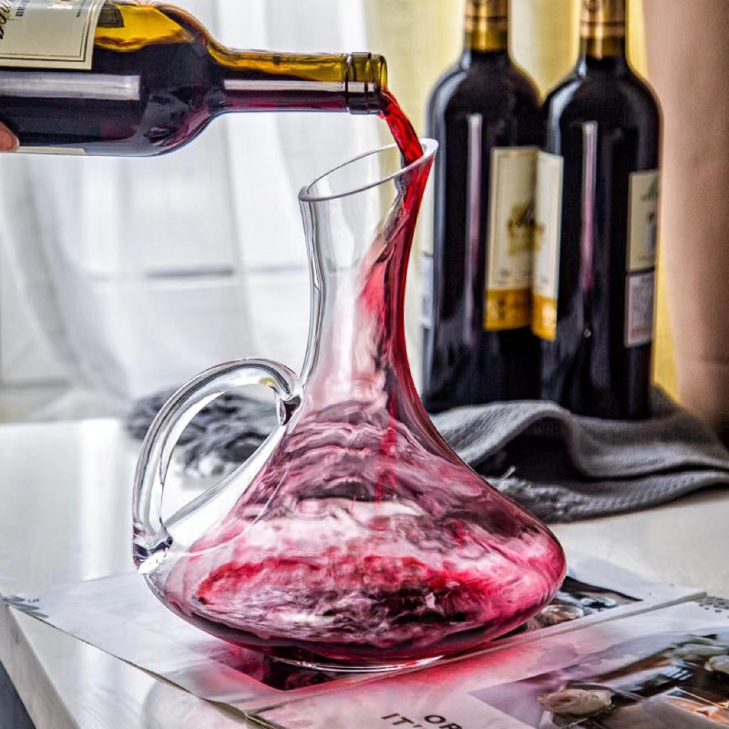 Borospohár dekantáló készlet, világos luxus-stílus és retro, kapacitás 301-400 ml, üveg anyag, testreszabás elérhető, logó nyomtatás