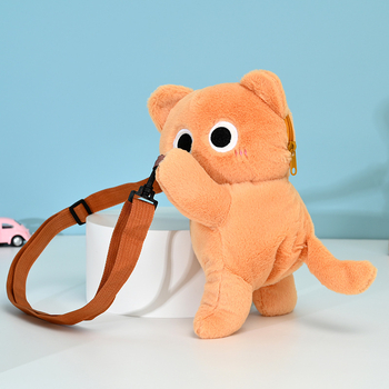 Plüss váll-táska macska motívummal, uniszex stílus, téglalap alakú forma, cipzáros nyitás, belső zseb