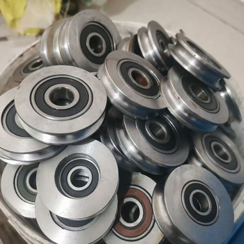 Roată de macara, oțel 45#, canelură în formă U pentru șină, cameră cu rulmenți încorporată, roată pentru cablu de ridicare