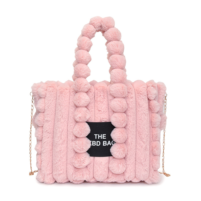 Plüss crossbody táska, vízszintes négyzet alakú, mágneses zárás, telefonszseb és poliészter bélés