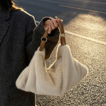 Kordurú anyagból készült oldalt vállon átveendő táska, utcai stílus, vízszintes négyzet alakú, cipzárral