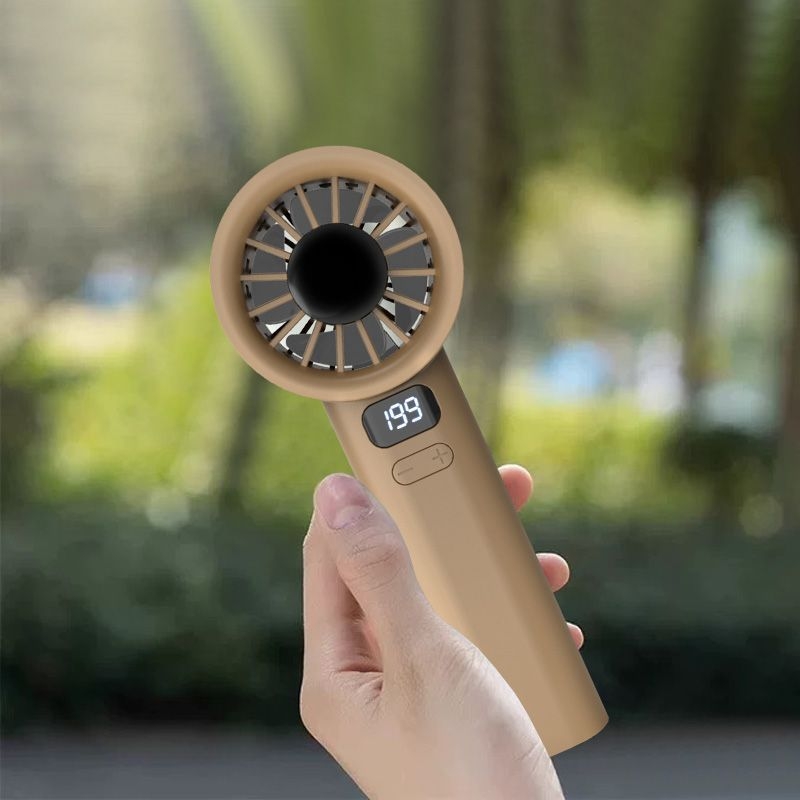 Hordozható USB ventilátor, 4 lapát, turbina-stílusú kialakítás, beépített 300–500 mAh akkumulátor, alacsony zajszint