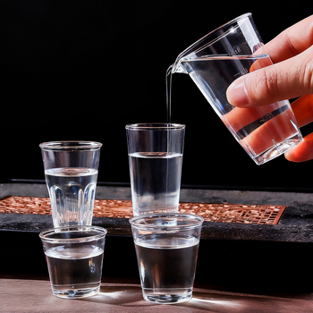 Dispenser pentru băuturi cu scară gradată — plastic transparent dur, 6 kg