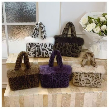 Ženska torba za jesen-zimu, pliš leopard uzorak bucket bag, vertikalni kvadratnog oblika, gradski jednostavan stil, jesen 2025