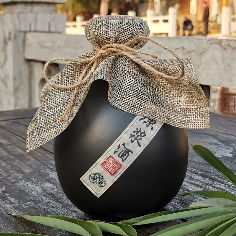 Ősrégi kerámia boros kanna, retro-lux stílus, nyomtatott logóval, első osztályú minőség, egyedi csomagolás, borhoz