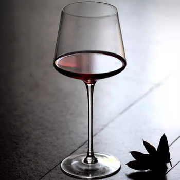 Elise čaša za vino, staklo, moderni minimalistički stil, široka čaša, otisnut logotip, pakiranje na pladnju