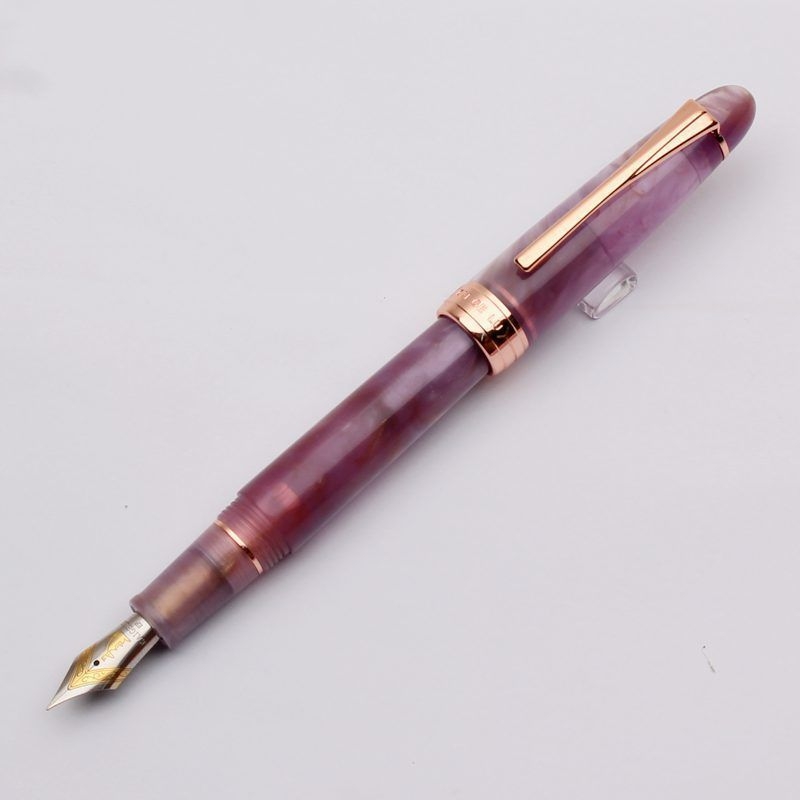 Kaglou 356 stilno pero: tijelo od smole, igla od nehrđajućeg čelika, sustav apsorpcije tinte