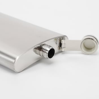 Rozsdamentes acél csípőpalack, modern minimalista design, prémium minőség, ideális borhoz, logónyomás elérhető