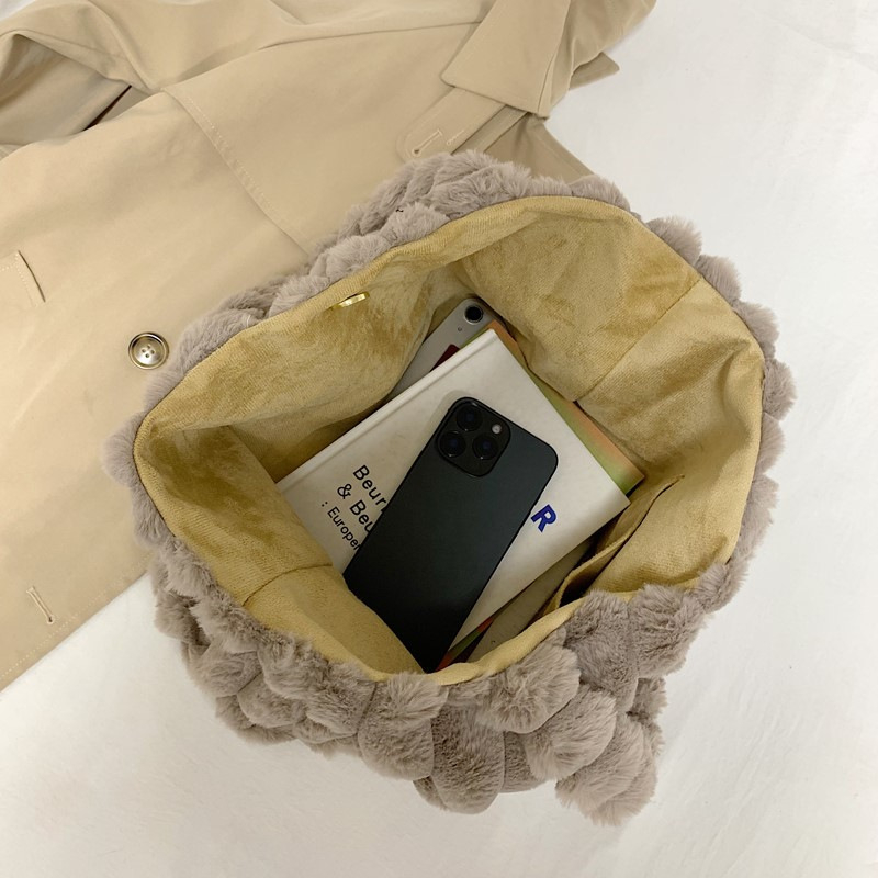 Pliš torbica za rame za žene, elegantan zreli stil, magnetska kopča, džep za telefon