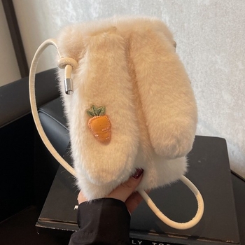 Pluš crossbody torba — vertikalnog kvadratnog oblika, unutarnja džep za telefon, poliester podstava, s jednim remenom, svjež i sladak stil