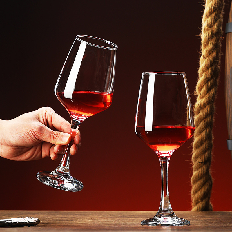 Set čaša za crveno vino – staklo, moderni minimalistički stil, kapacitet 201–300 ml, 2 komada
