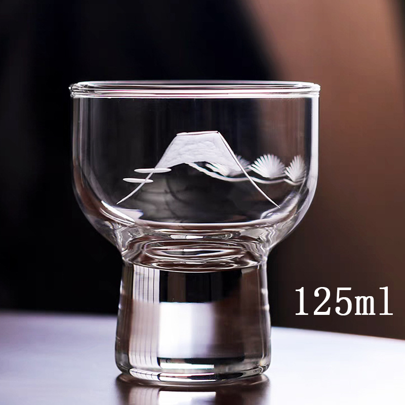 Sake čaša od stakla, ručno rezana, japanskog stila, dizajn Liu Zongli; kapacitet 1–100 ml, staklano tijelo, drvena kutija.