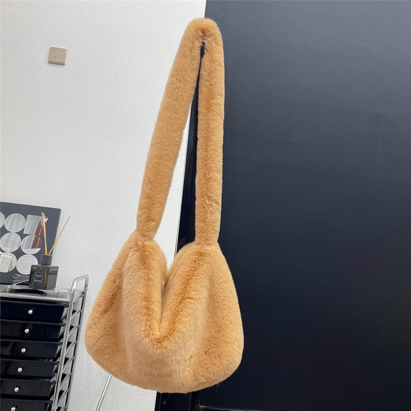 Crossbody torba od pliša, gradski stil, model s krzno, horizontalni kvadratni oblik, zatvarač
