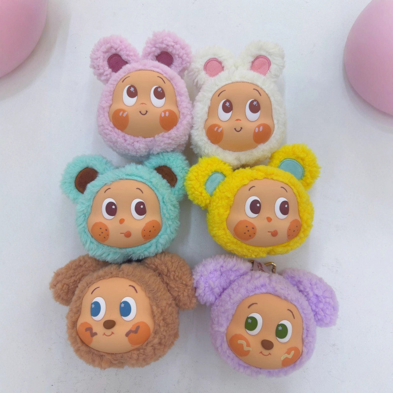 Plišana lutka — crtani stil, baršunast materijal, punilo od pliša, unisex, uzrast 14+