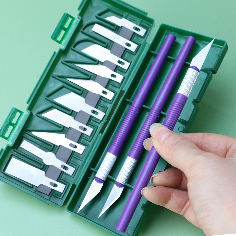 Set de instrumente de tăiere cu cuțit de gravură și placă de tăiere din PVC — Cuțit de tăiere, placă PVC, Greutate netă 0.15