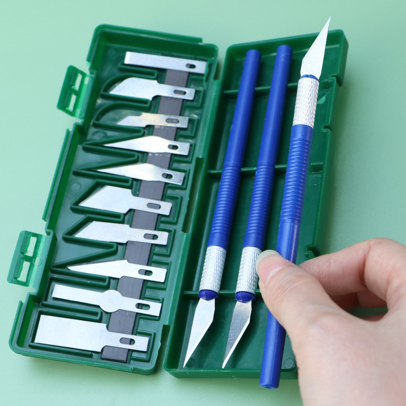 Set de instrumente de tăiere cu cuțit de gravură și placă de tăiere din PVC — Cuțit de tăiere, placă PVC, Greutate netă 0.15