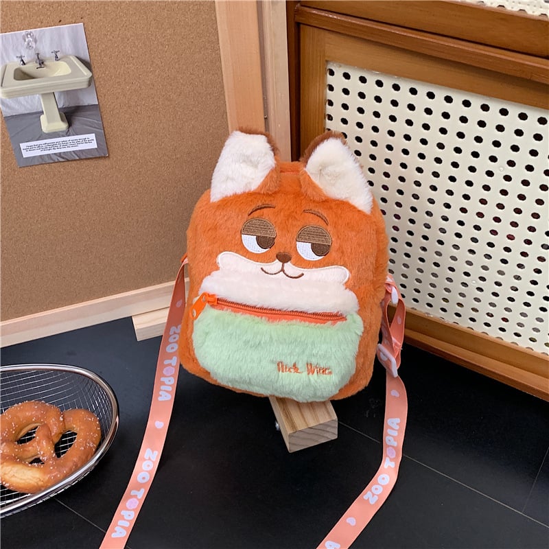 Pliš torba preko ramena s zekom, mali kvadratni dizajn, vertikalni oblik, džep za telefon i dokumente