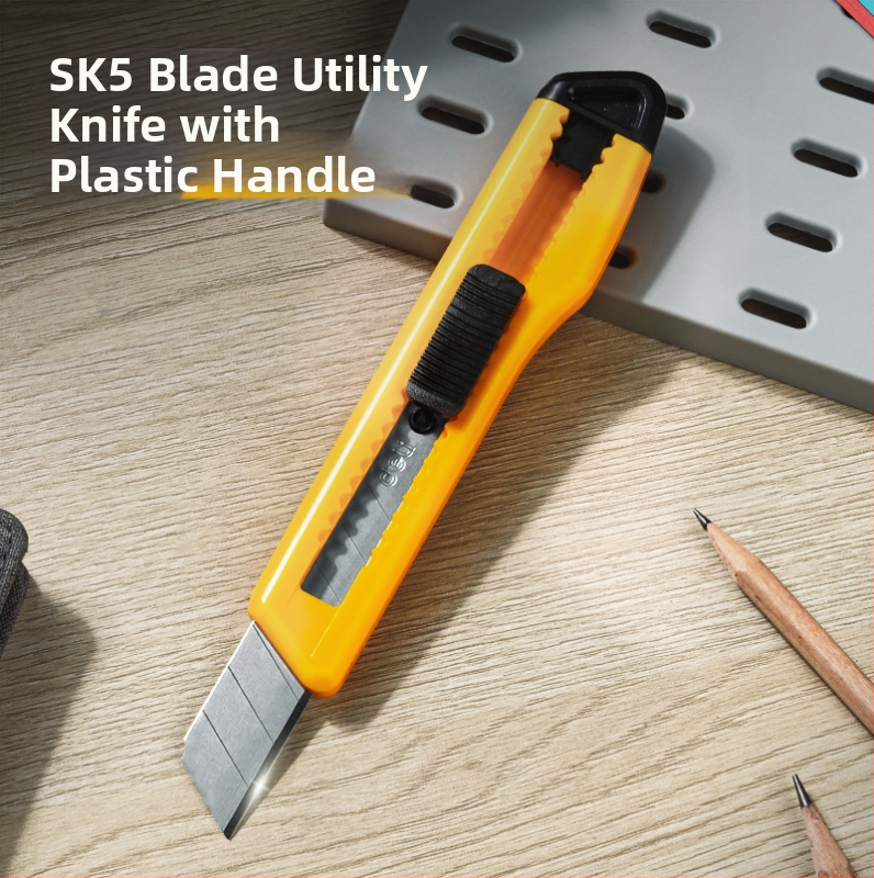 Deli výtvarný nôž, plastovo-kovové telo, šírka čepele 18 mm, hrúbka čepele 0,5 mm, model 2001-2057