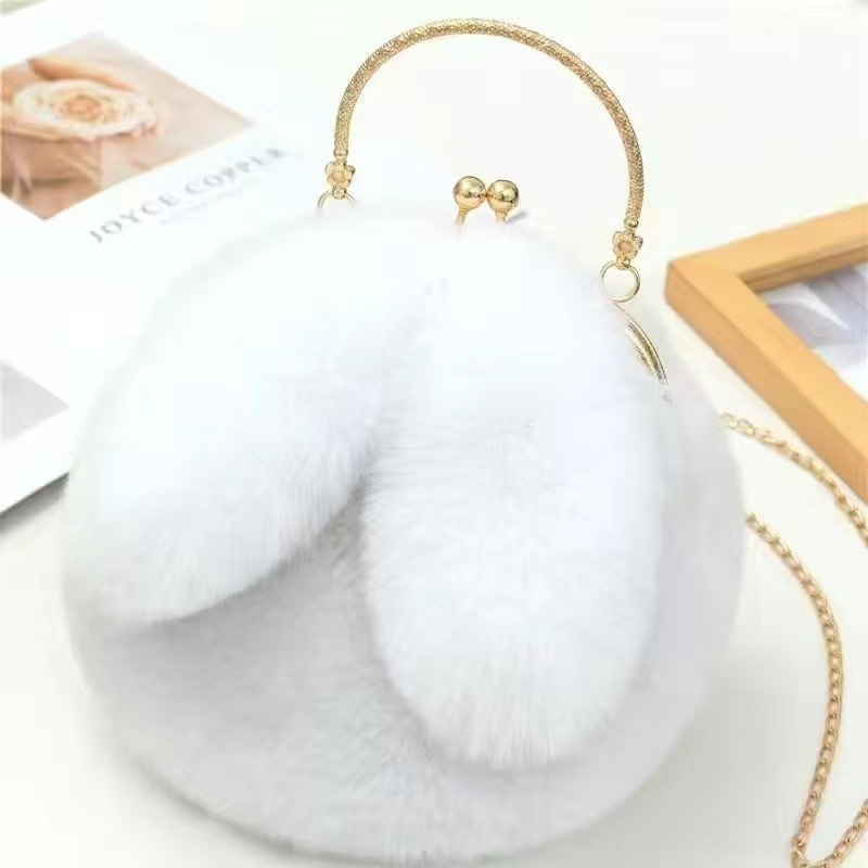 Nyuszi-fülű plüss láncos táska telefontartó rekesszel, kagyló alakú forma, zárózárral