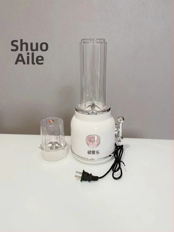 Odšťavovač – mini prenosný domáci prístroj na ovocie a šťavy, kapacita pod 1 l, napätie ≤36 V, rýchlosť motora ≤10 000 rpm, miešacia čepeľ: 1, dvojité miešacie čepele, mechanické ovládanie