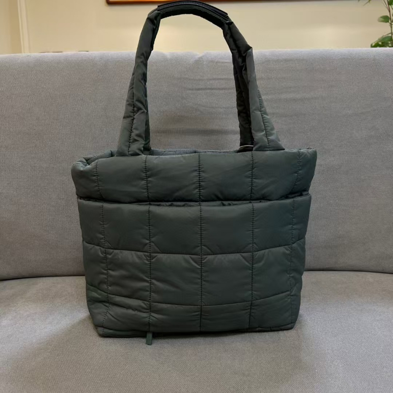 Crossbody Tote torba od pliša, gradski minimalistički stil, horizontalni kvadratni oblik, zatvarač, podstava od pamuka