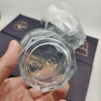 Nyolcszögletű edzett üvegpohár éttermi használatra, minimalistikus stílus, készlet 10+ darab