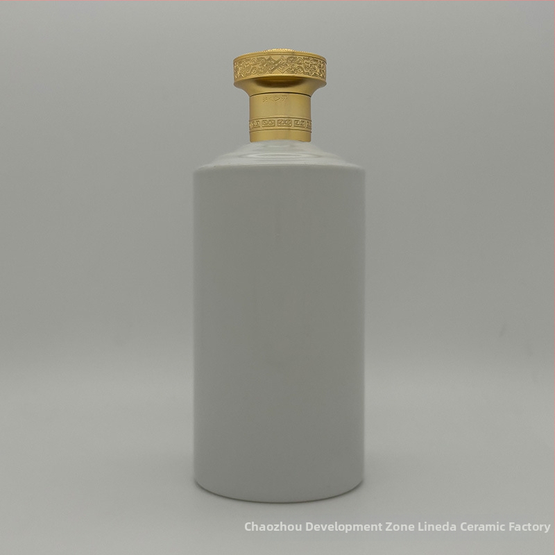 Linda sticlă ceramică pentru băuturi alcoolice, în stil Maotai, gură cu trei inele, imprimare de logo disponibilă, design minimalist modern