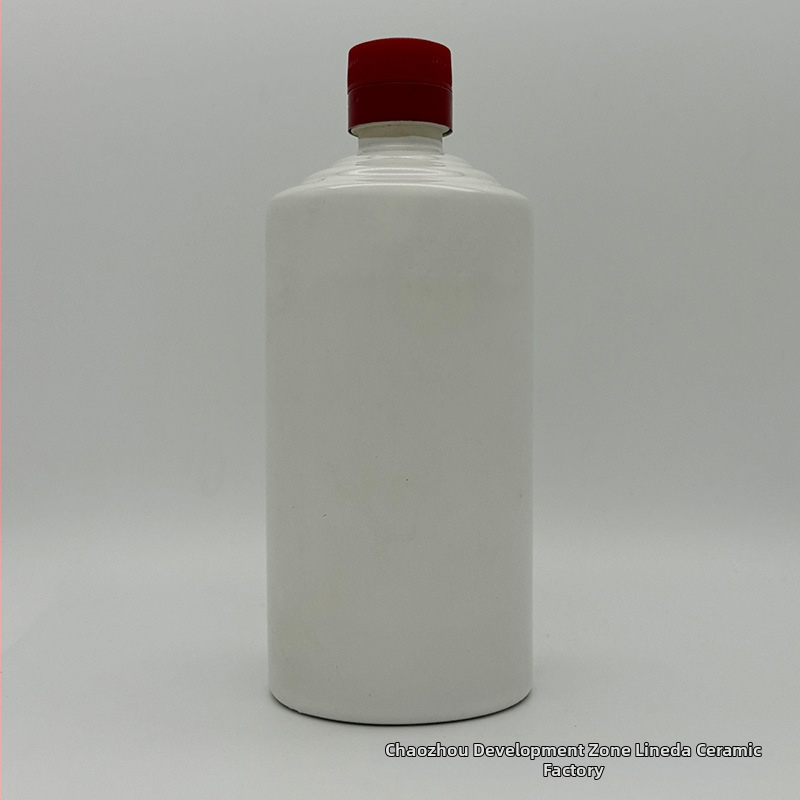 Linda sticlă ceramică pentru băuturi alcoolice, în stil Maotai, gură cu trei inele, imprimare de logo disponibilă, design minimalist modern