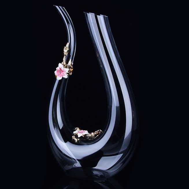 Európai stílusú borospohár zománc motívummal, ólommentes kristály, virágos mintázat, könnyű lux stílus, testreszabás elérhető