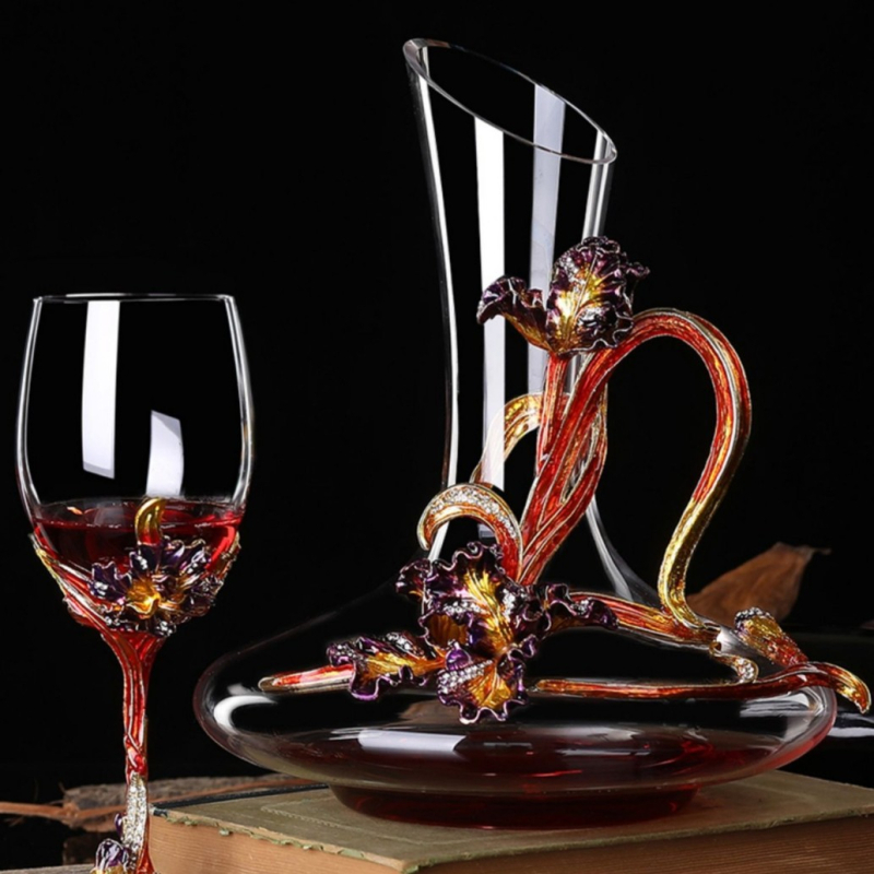 Európai stílusú borospohár zománc motívummal, ólommentes kristály, virágos mintázat, könnyű lux stílus, testreszabás elérhető