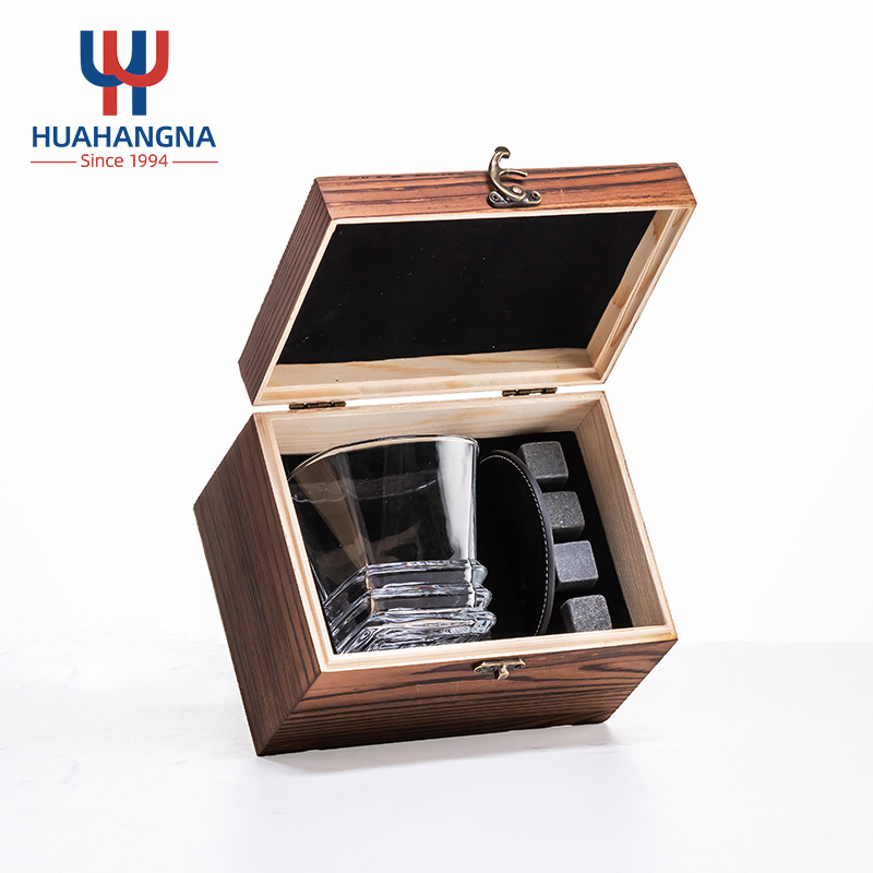 Whisky kövek készlet — üveg, klasszikus stílus, ajándék doboz, márka HUAHANGNA, Bemutatva 2024-ben